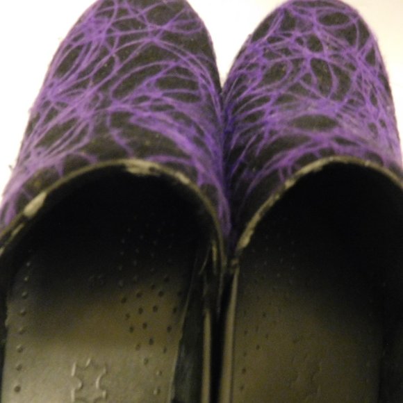Dansko Purple Wool Swirl Clogs—Size 39 EU/US = Size 8 - Picture 4 of 7